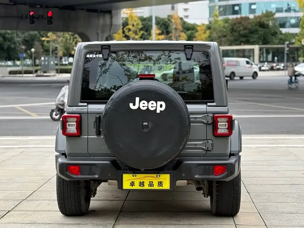 Jeep Wrangler 2023 из CN, фото 6