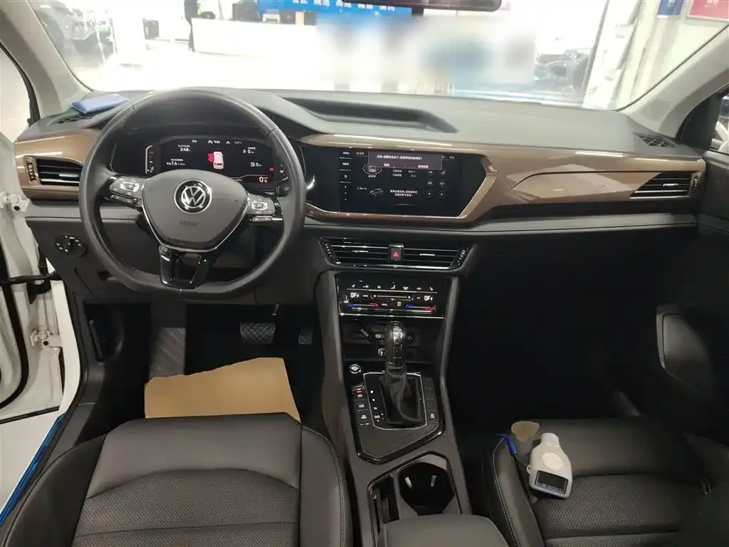 Volkswagen Tharu 2023 из CN, фото 10