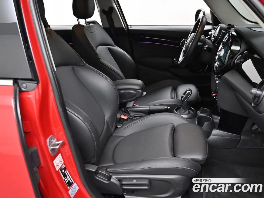 Mini Cooper 2023 из KR, фото 10