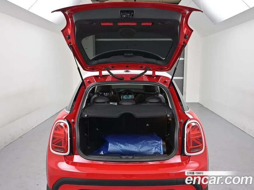 Mini Cooper 2023 из KR, фото 9