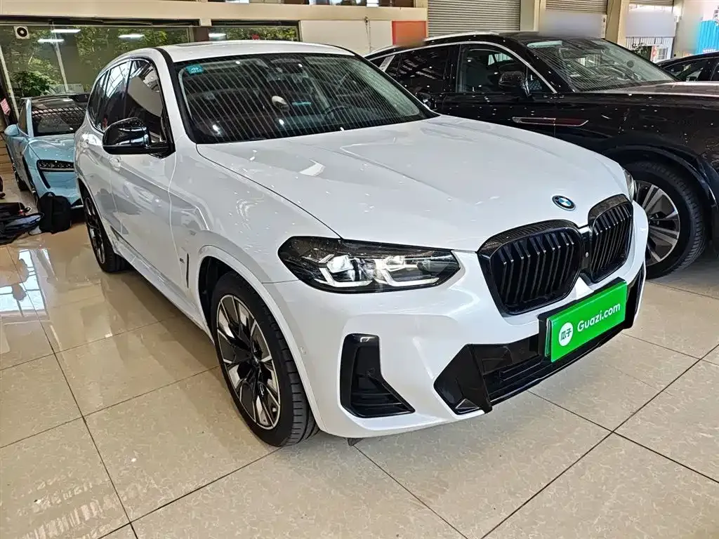 BMW iX3 — фото 4