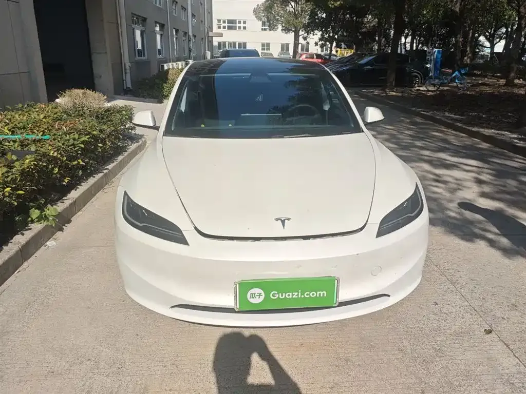 Tesla Model 3 2024 из CN, фото 3