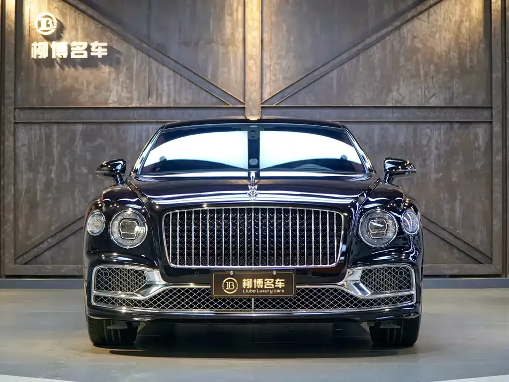 Bentley Flying Spur — фото 2