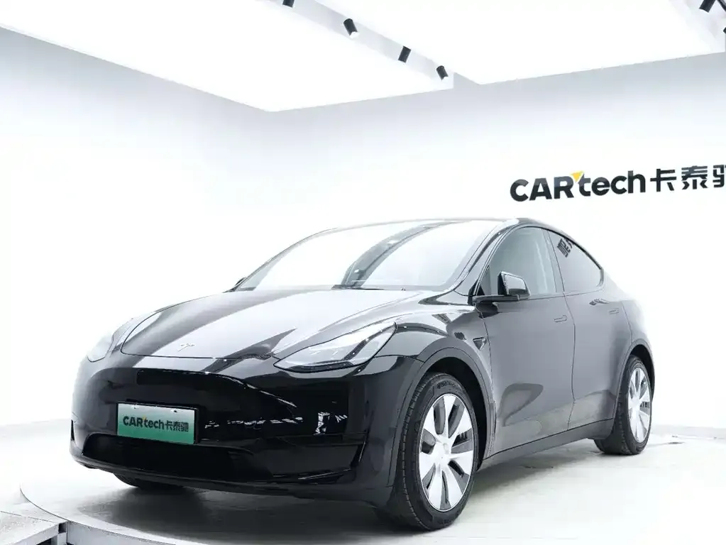 Tesla Model Y 2023 из CN, фото 4