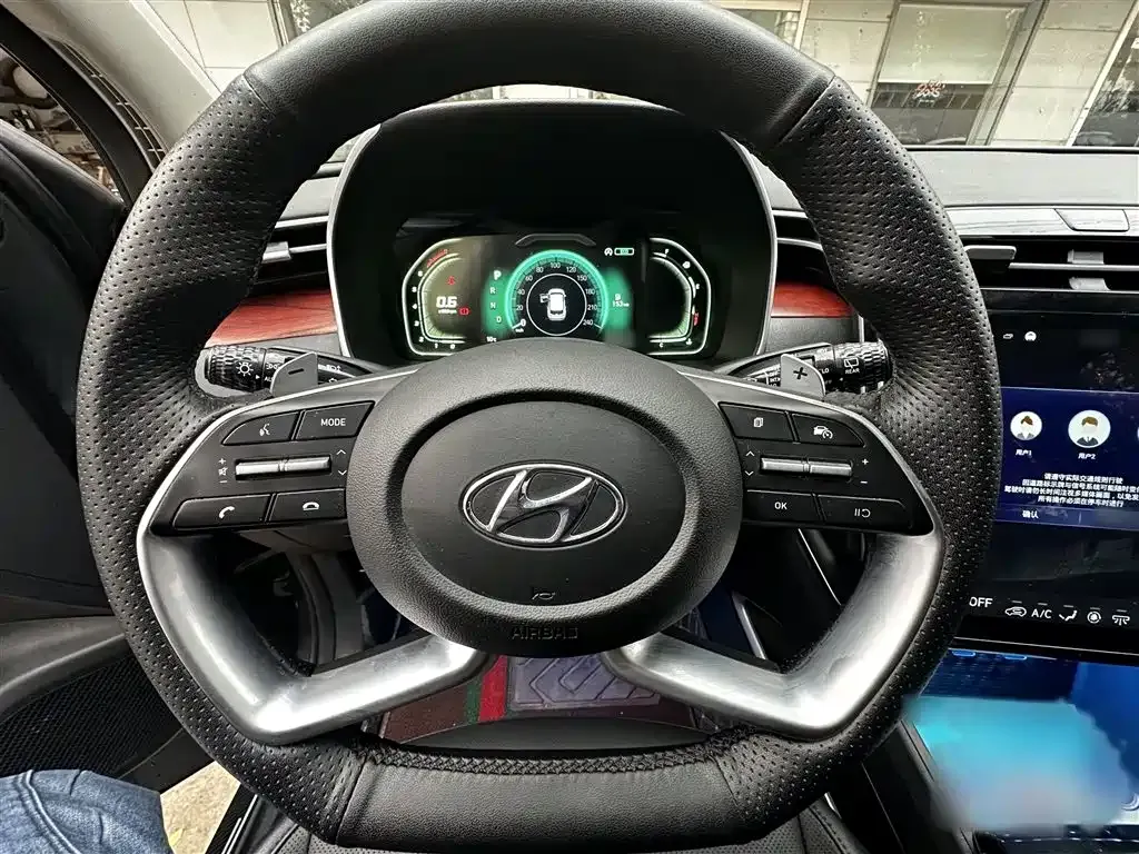 Hyundai Tucson 2023 из CN, фото 3