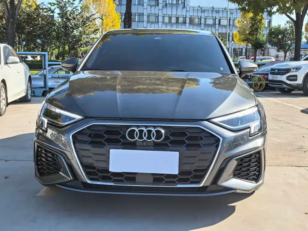 Audi A3 — фото 2