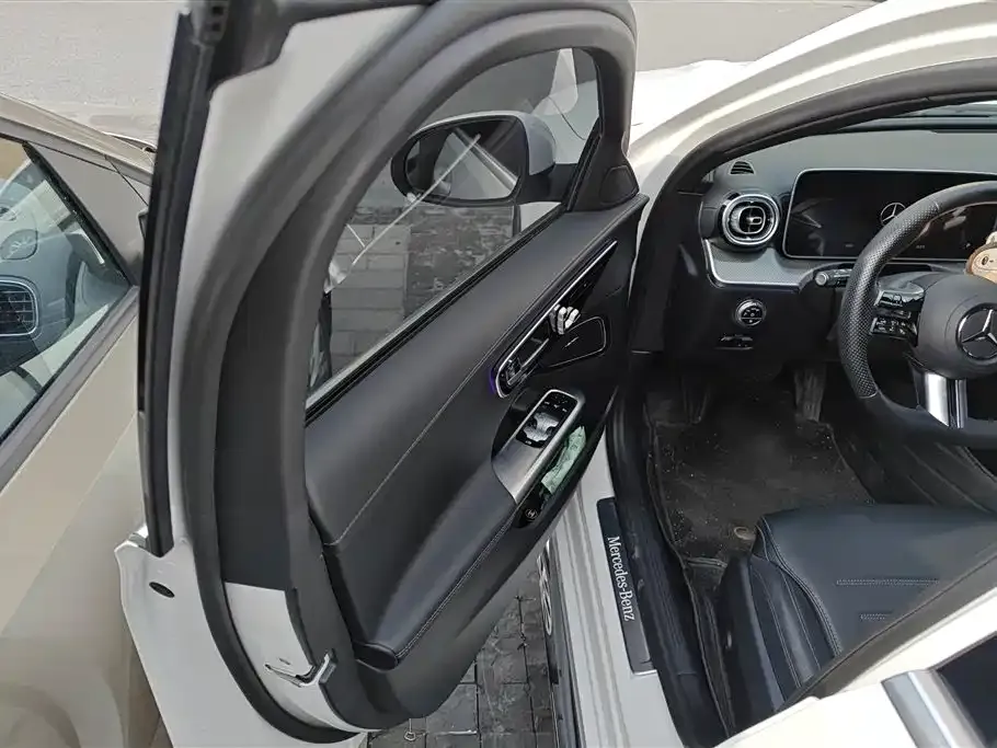 Mercedes-Benz C-Class 2024 из CN, фото 7