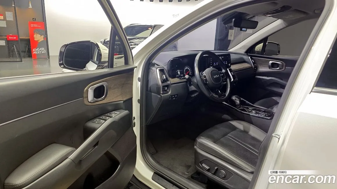 Kia Sorento — фото 10