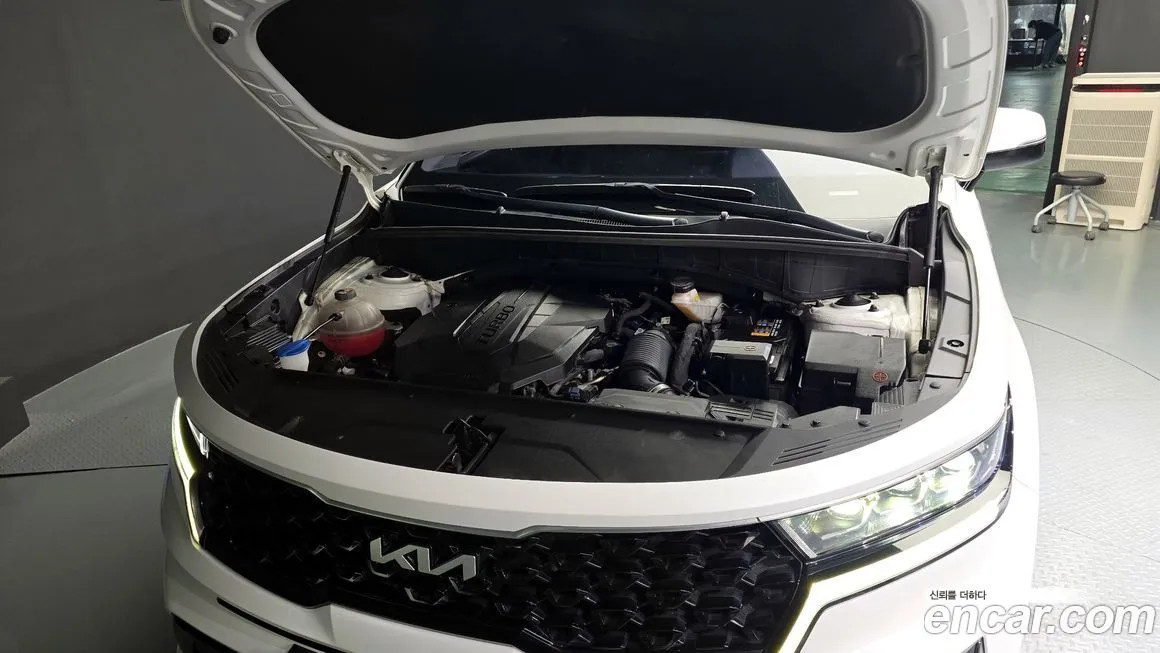Kia Sorento — фото 6