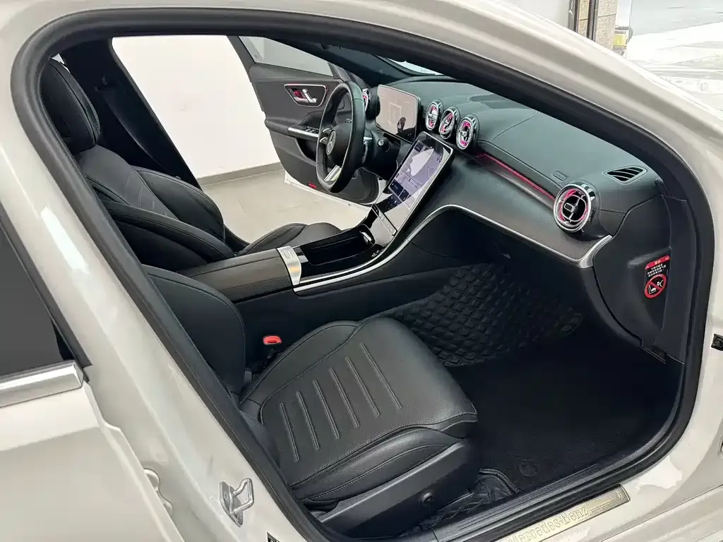 Mercedes-Benz C-Class 2024 из CN, фото 4