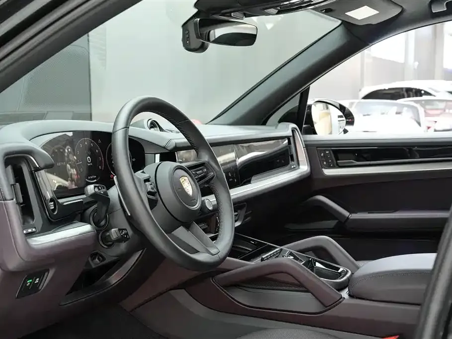 Porsche Cayenne 2024 из CN, фото 8