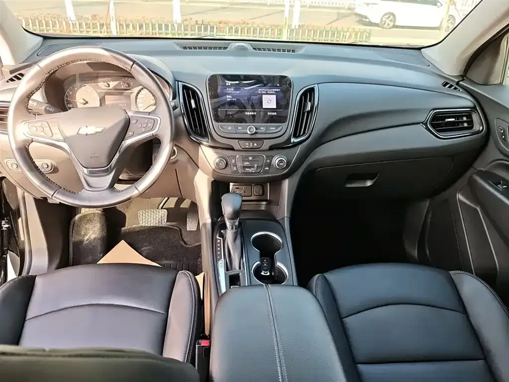 Chevrolet Equinox 2022 из CN, фото 10