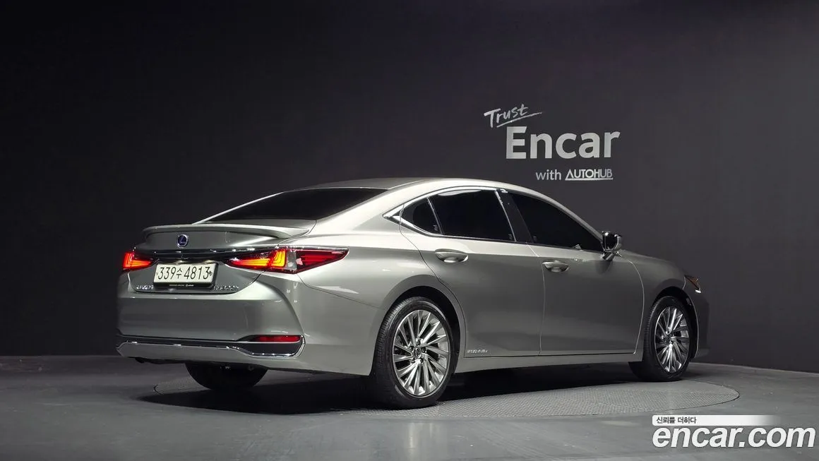 Lexus ES 2021 из KR, фото 2