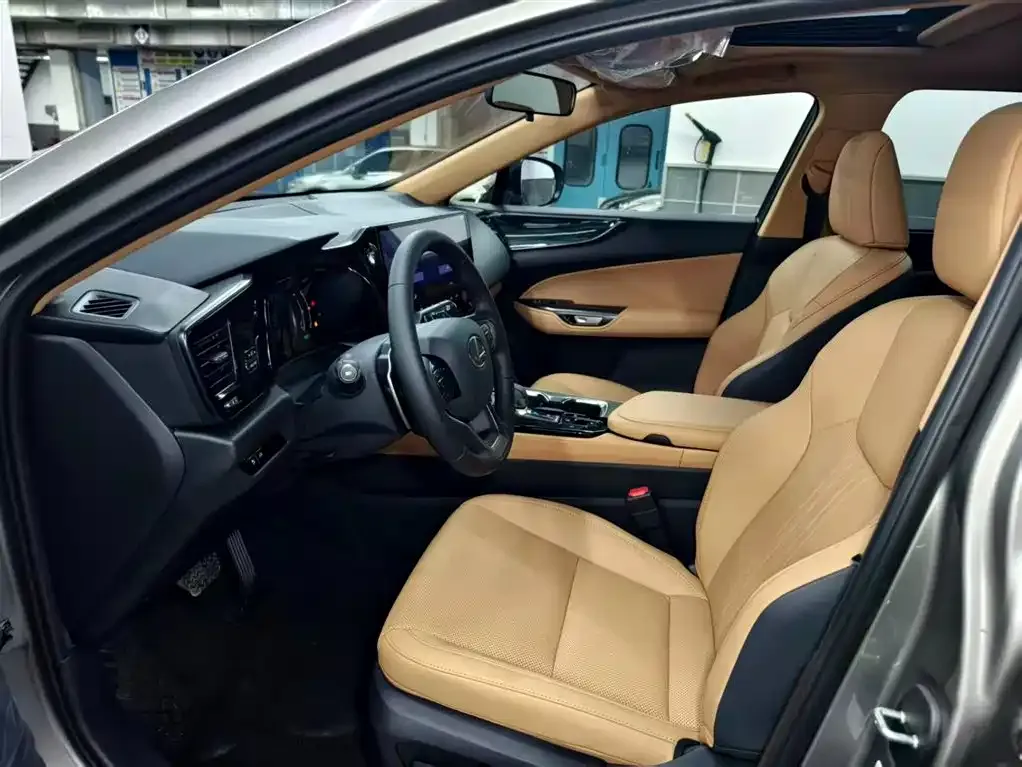 Lexus NX 2025 из CN, фото 8