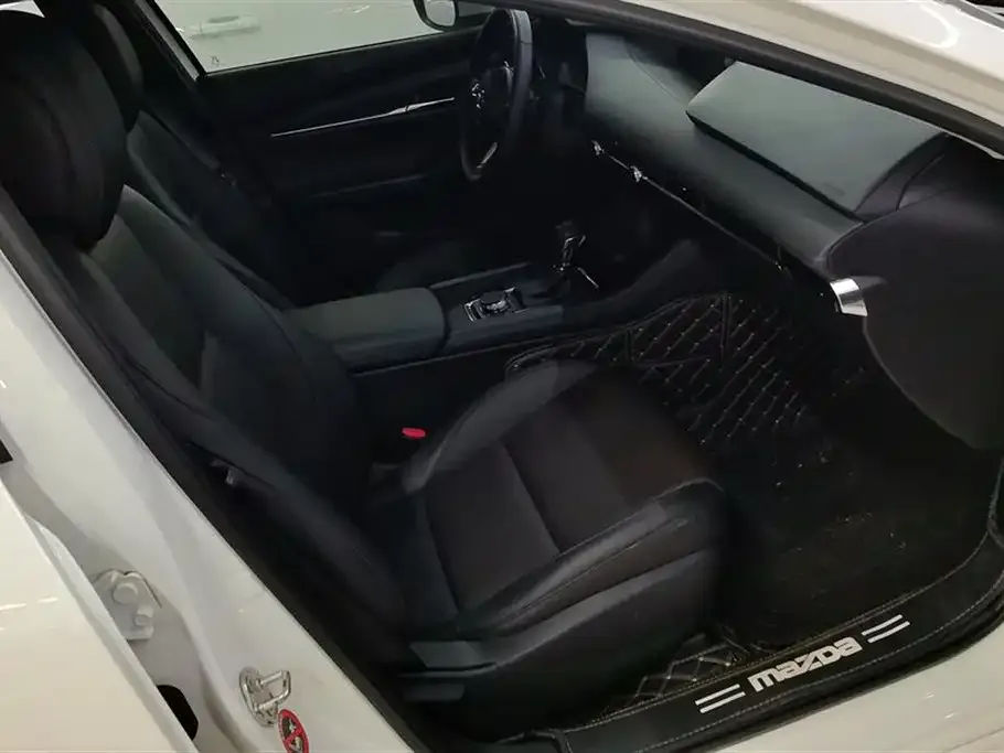 Mazda 3 Axela 2022 из CN, фото 8