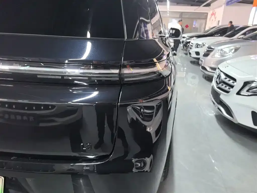 Li Auto L8 2023 из CN, фото 8