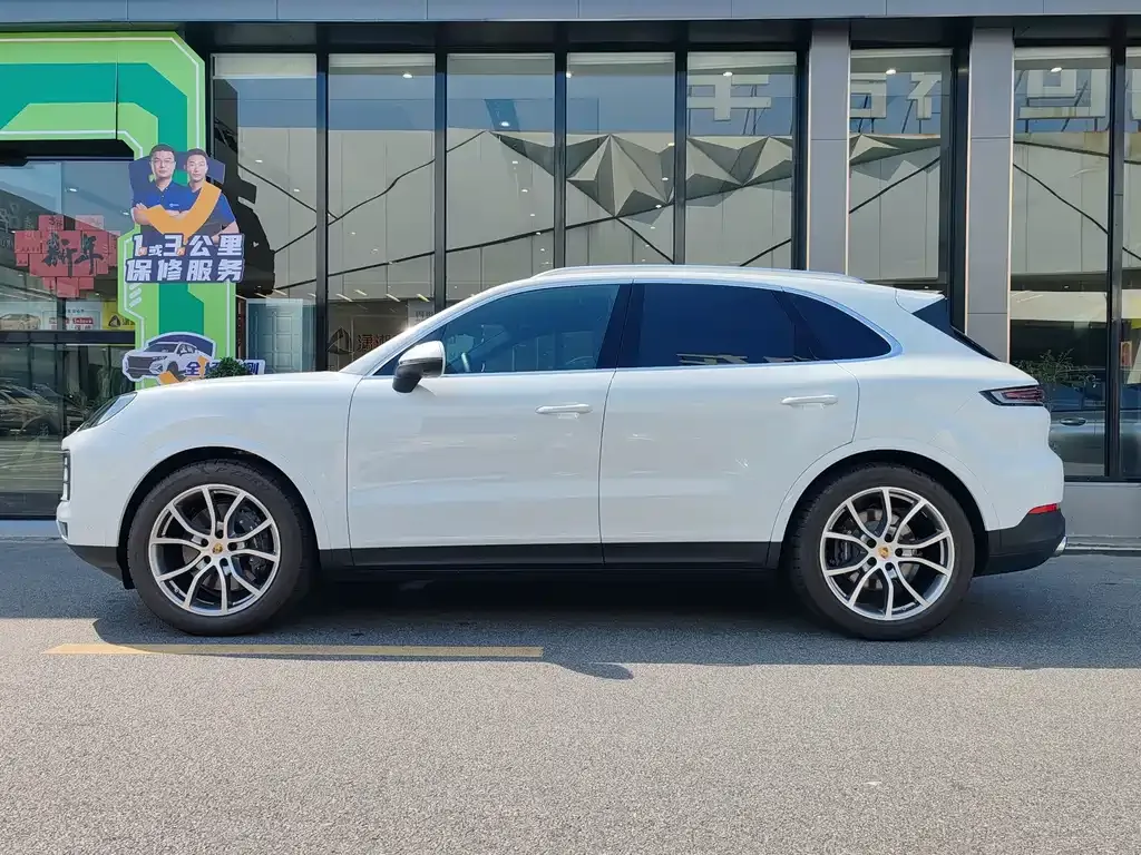 Porsche Cayenne 2025 из CN, фото 5