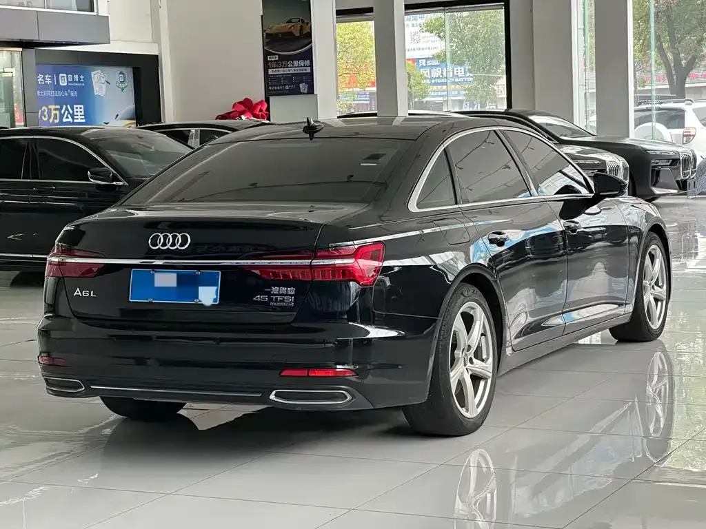 Audi A6L 2021 из CN, фото 7