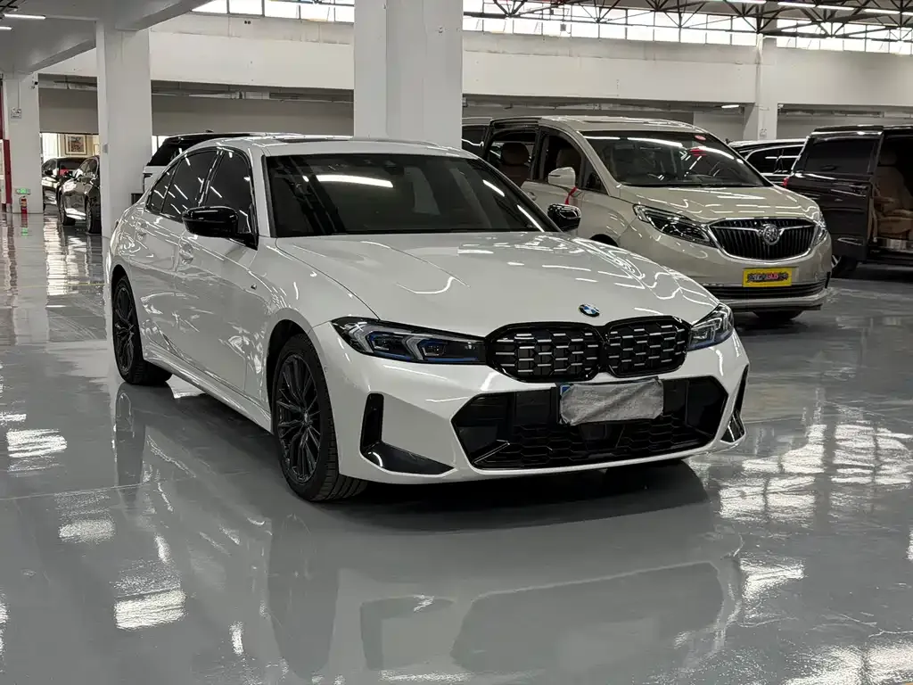 BMW 3 Series 2023 из CN, фото 3