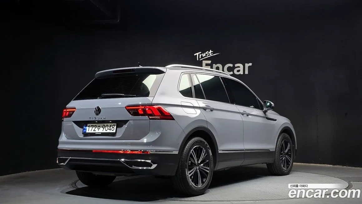 Volkswagen Tiguan — фото 2