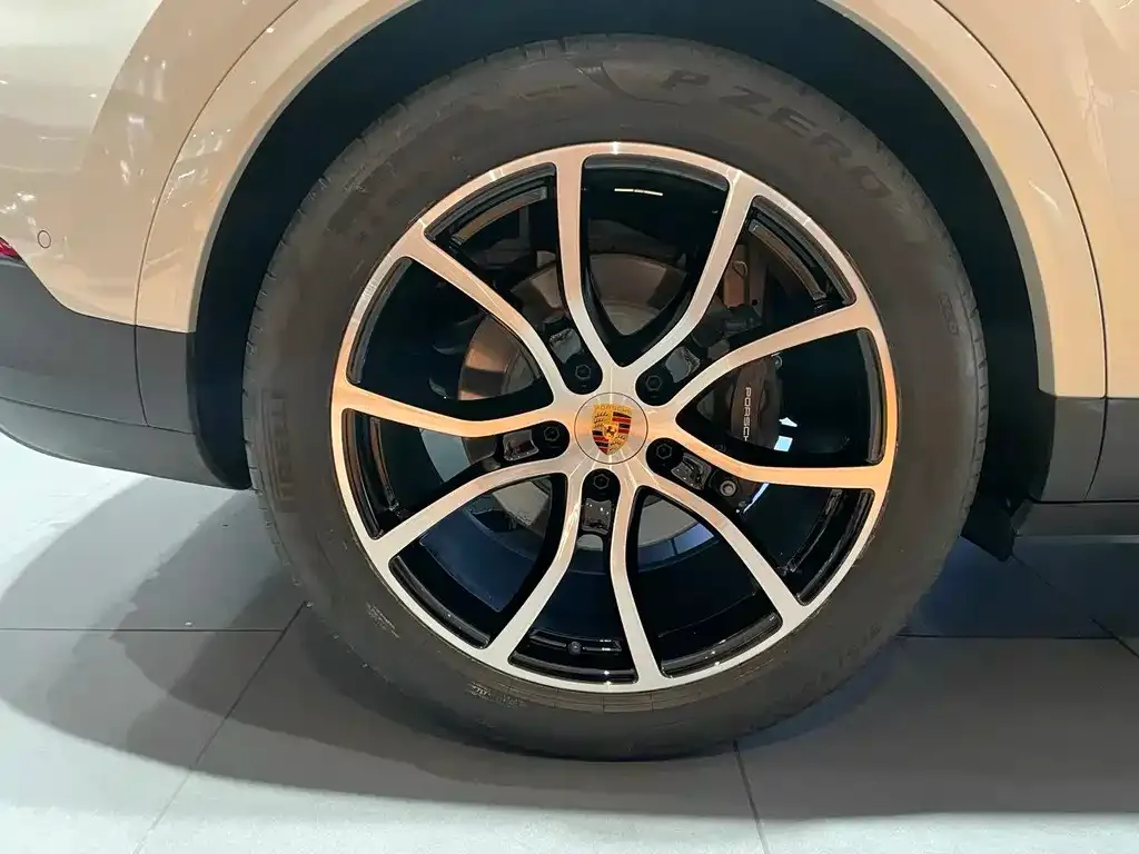 Porsche Cayenne 2024 из CN, фото 10