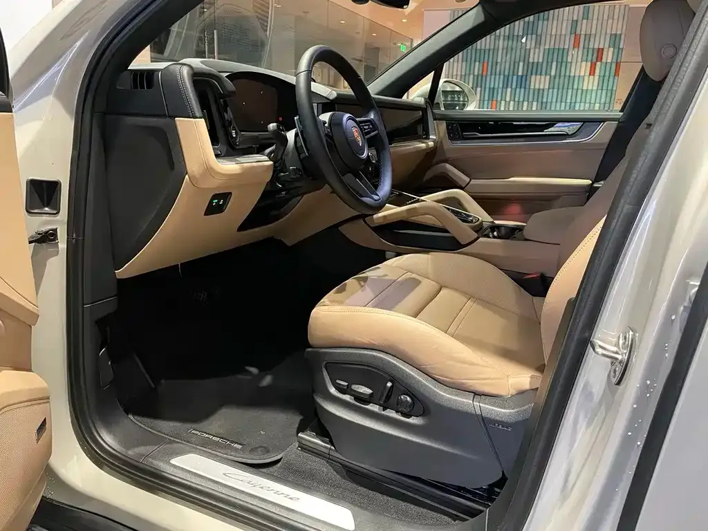 Porsche Cayenne 2024 из CN, фото 6