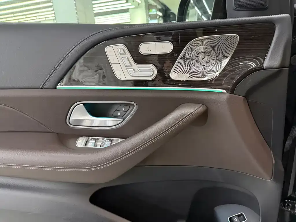 Mercedes-Benz GLS 2023 из CN, фото 9