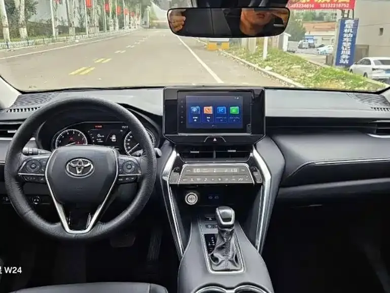 Toyota Venza 2022 из CN, фото 8