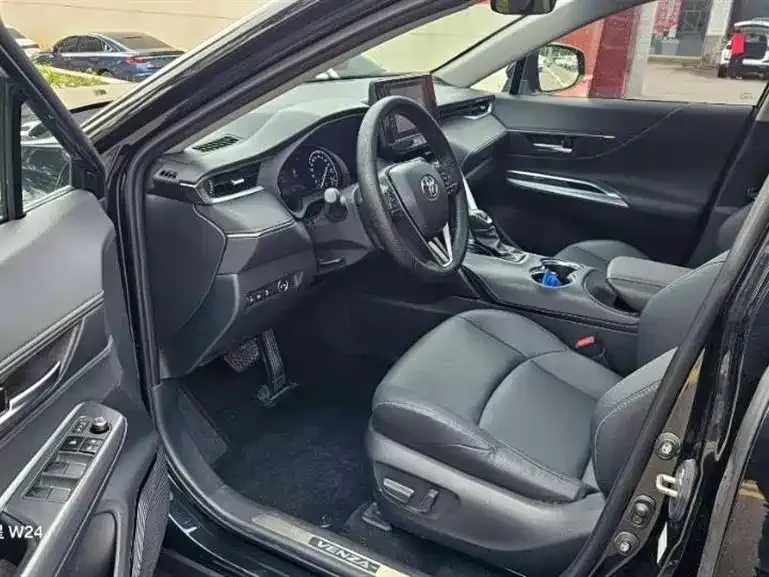 Toyota Venza 2022 из CN, фото 9