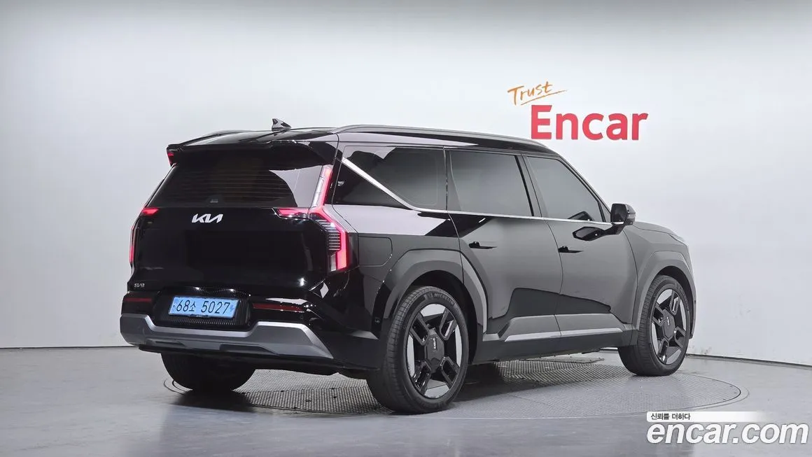 Kia EV9 2024 из KR, фото 2