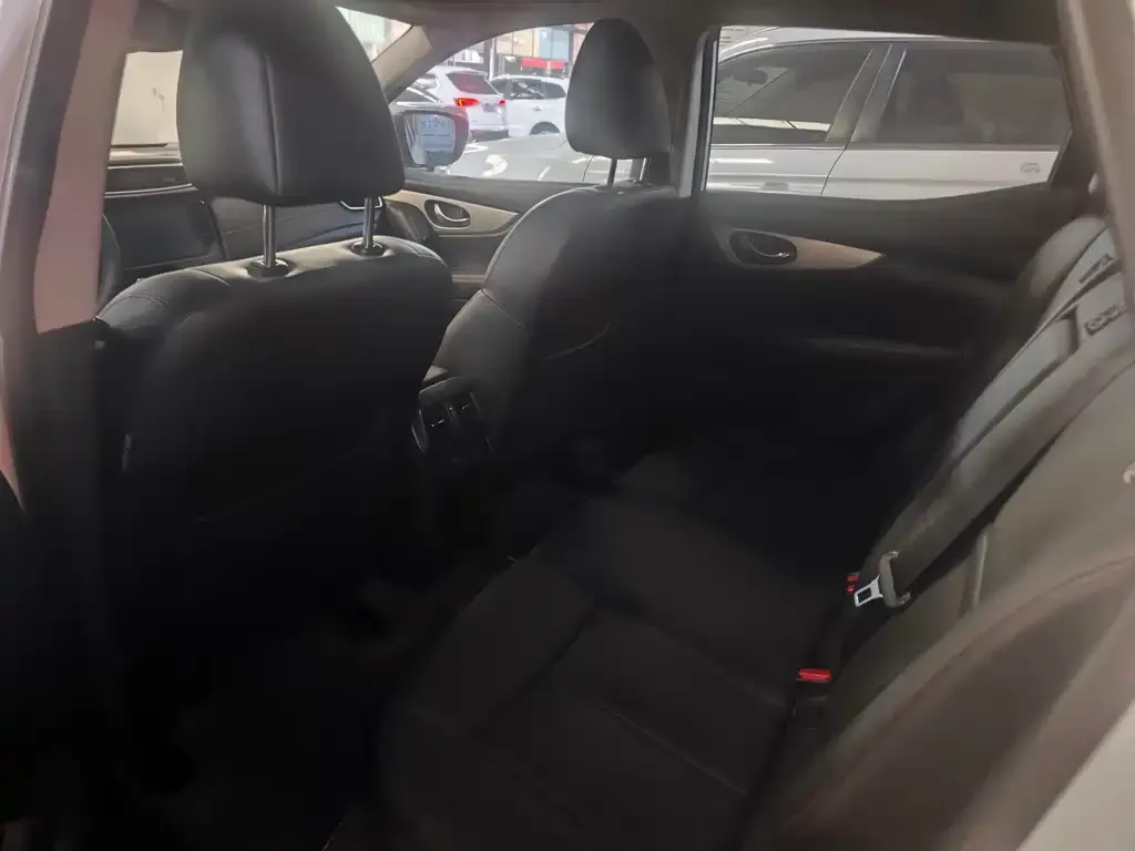 Nissan Qashqai 2021 из CN, фото 6