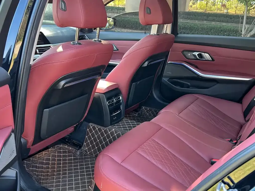 BMW 3 Series 2021 из CN, фото 8