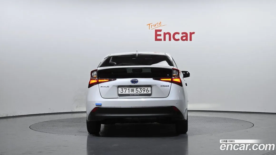 Toyota Prius 2021 из KR, фото 4