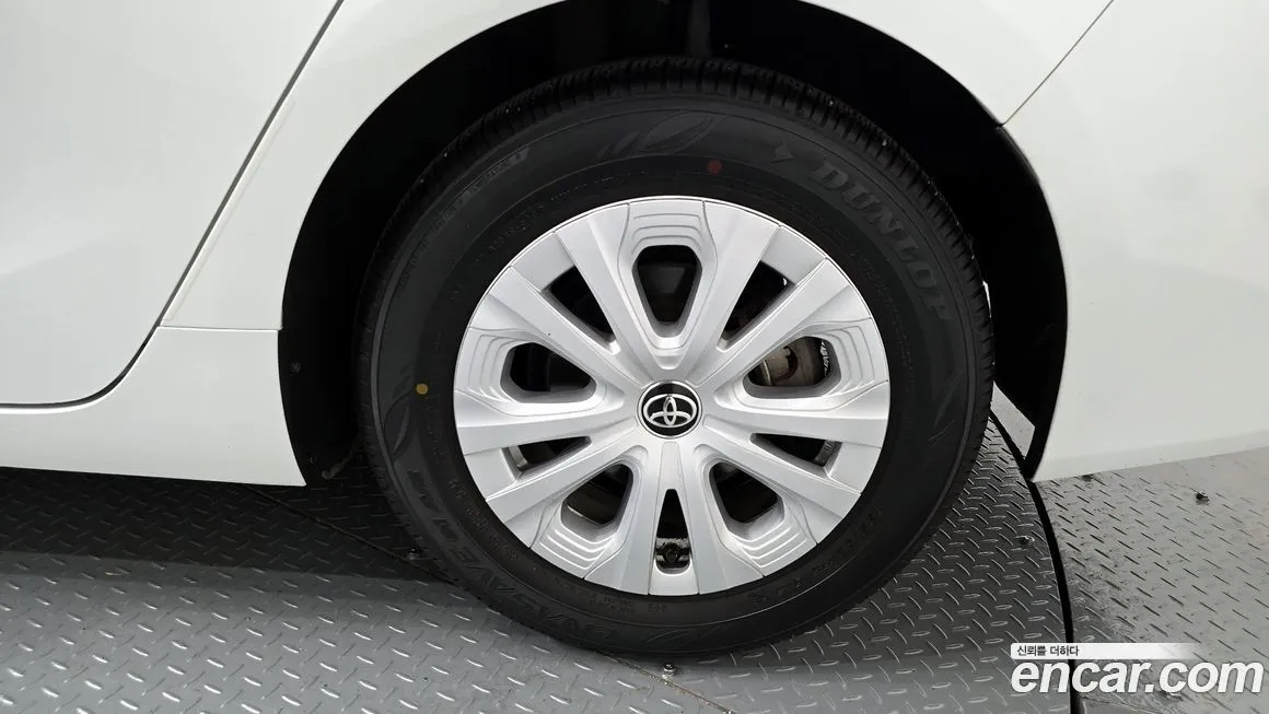 Toyota Prius 2021 из KR, фото 5