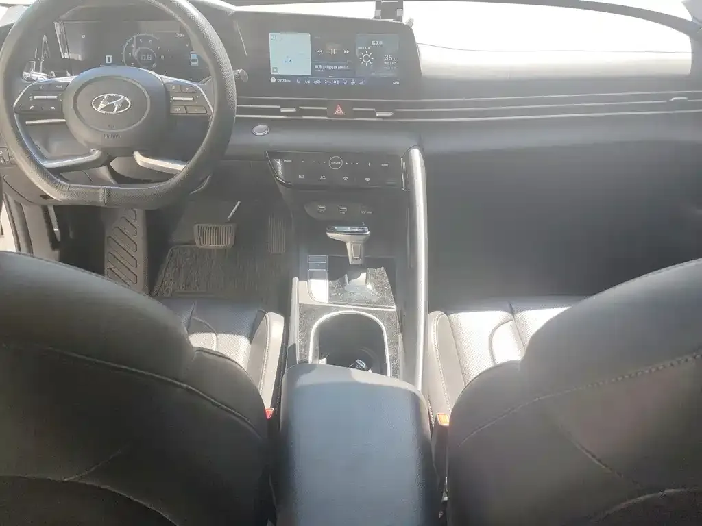 Hyundai Elantra 2023 из CN, фото 7