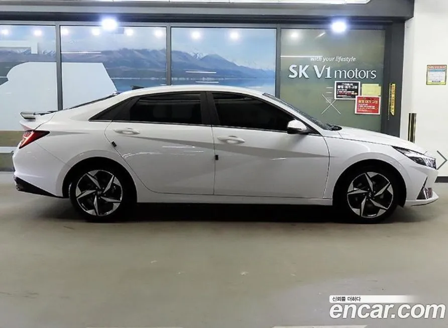 Hyundai AVANTE 2021 из KR, фото 3