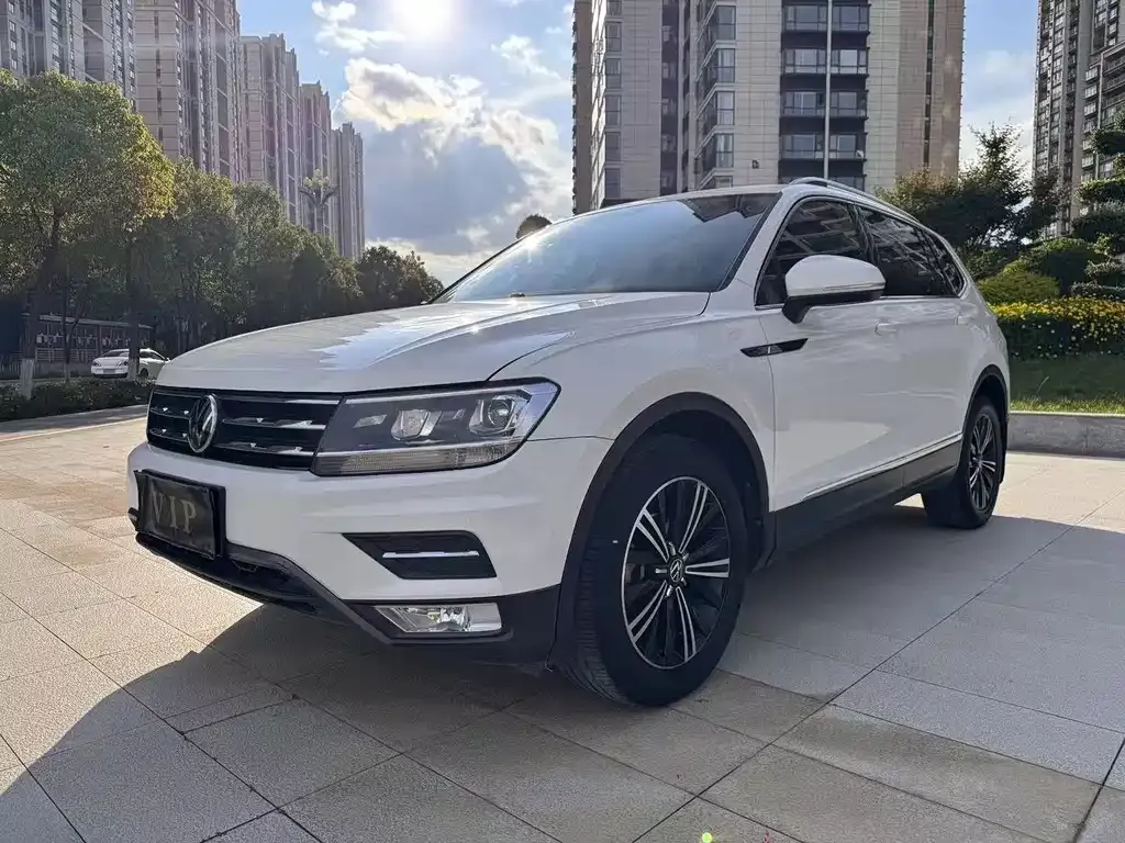 Volkswagen Tiguan L 2021 из CN, фото 1
