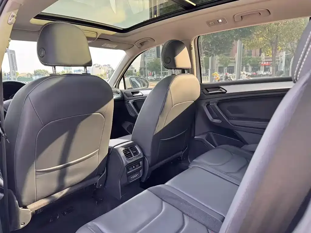 Volkswagen Tiguan L 2021 из CN, фото 9
