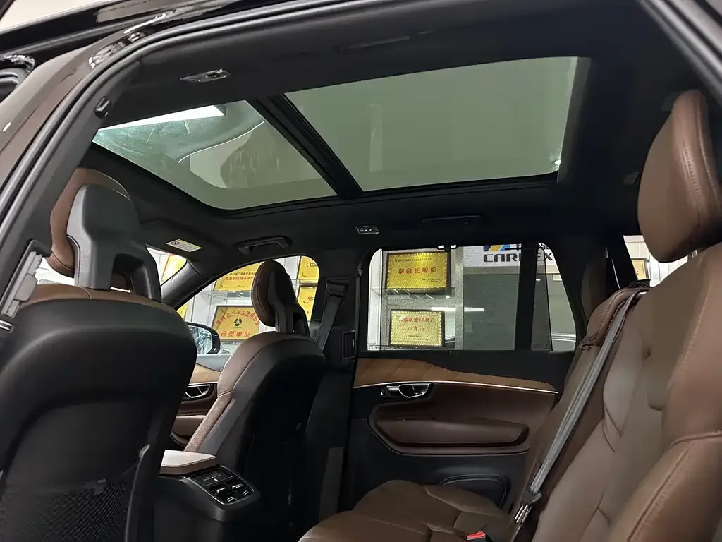 Volvo XC90 2021 из CN, фото 10