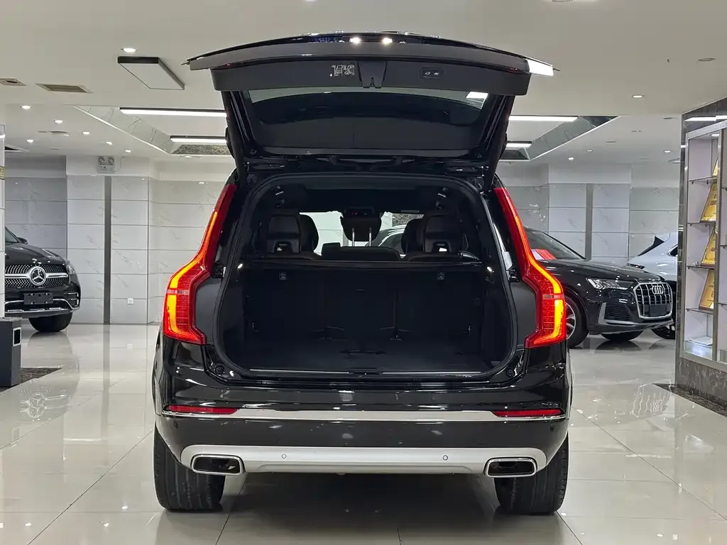 Volvo XC90 2021 из CN, фото 7
