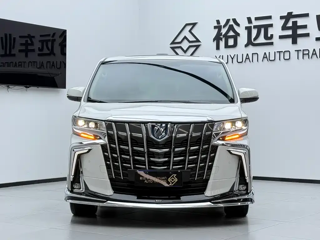 Toyota Alphard 2022 из CN, фото 2