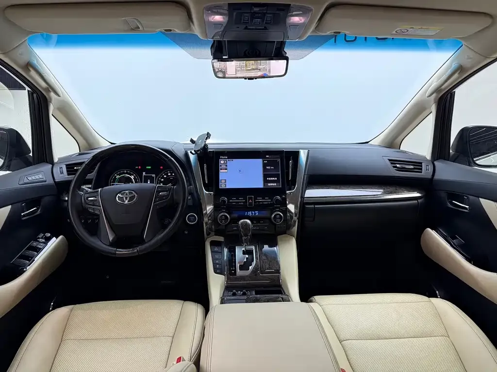 Toyota Alphard 2022 из CN, фото 9