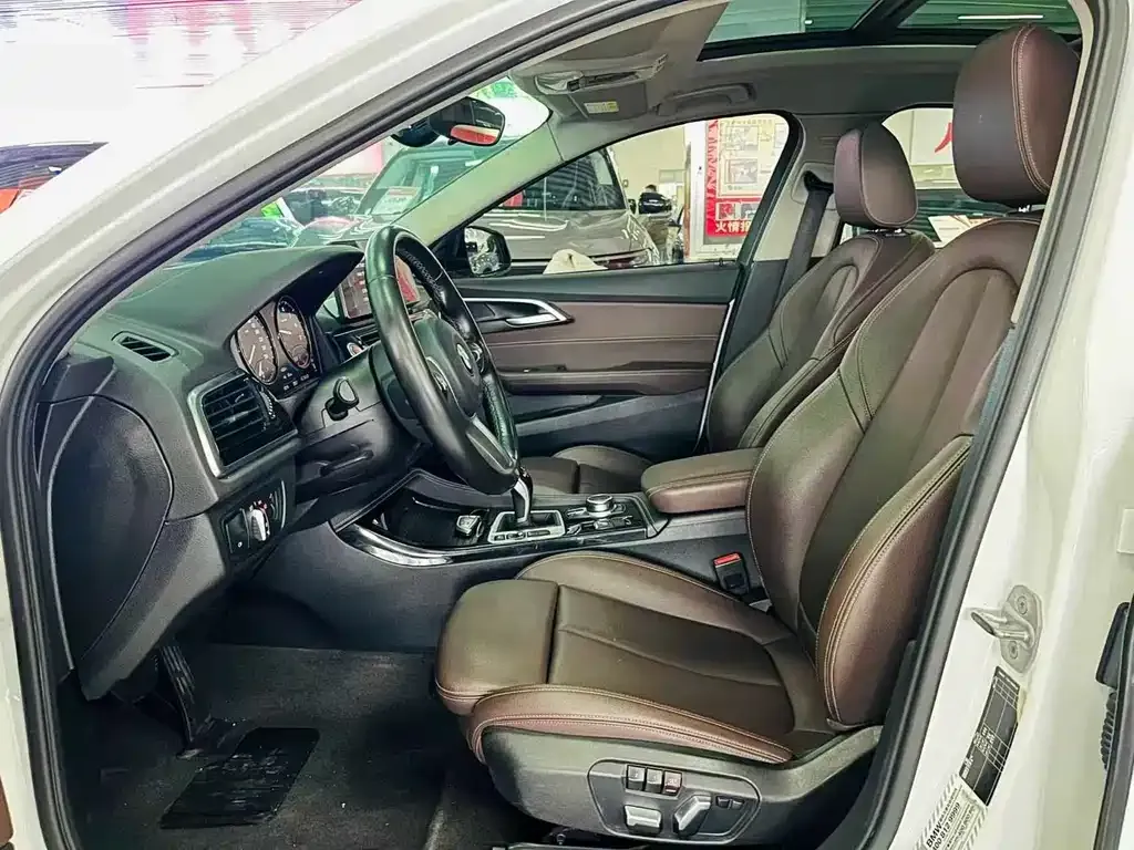 BMW 1 Series 2022 из CN, фото 7