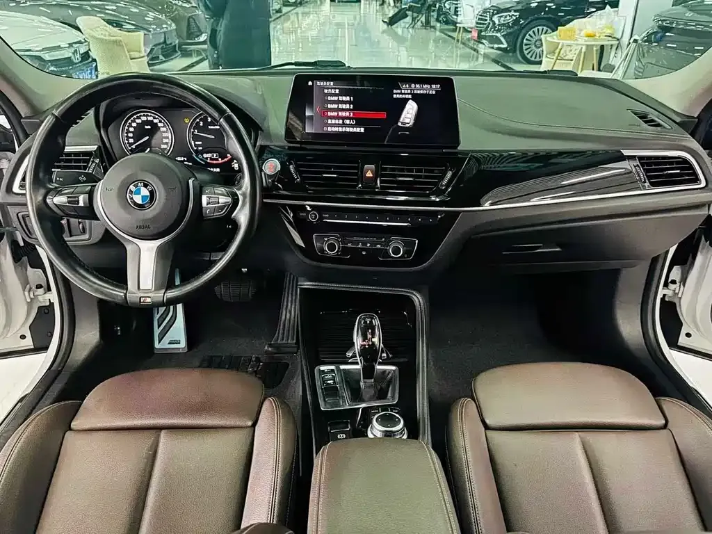 BMW 1 Series 2022 из CN, фото 8