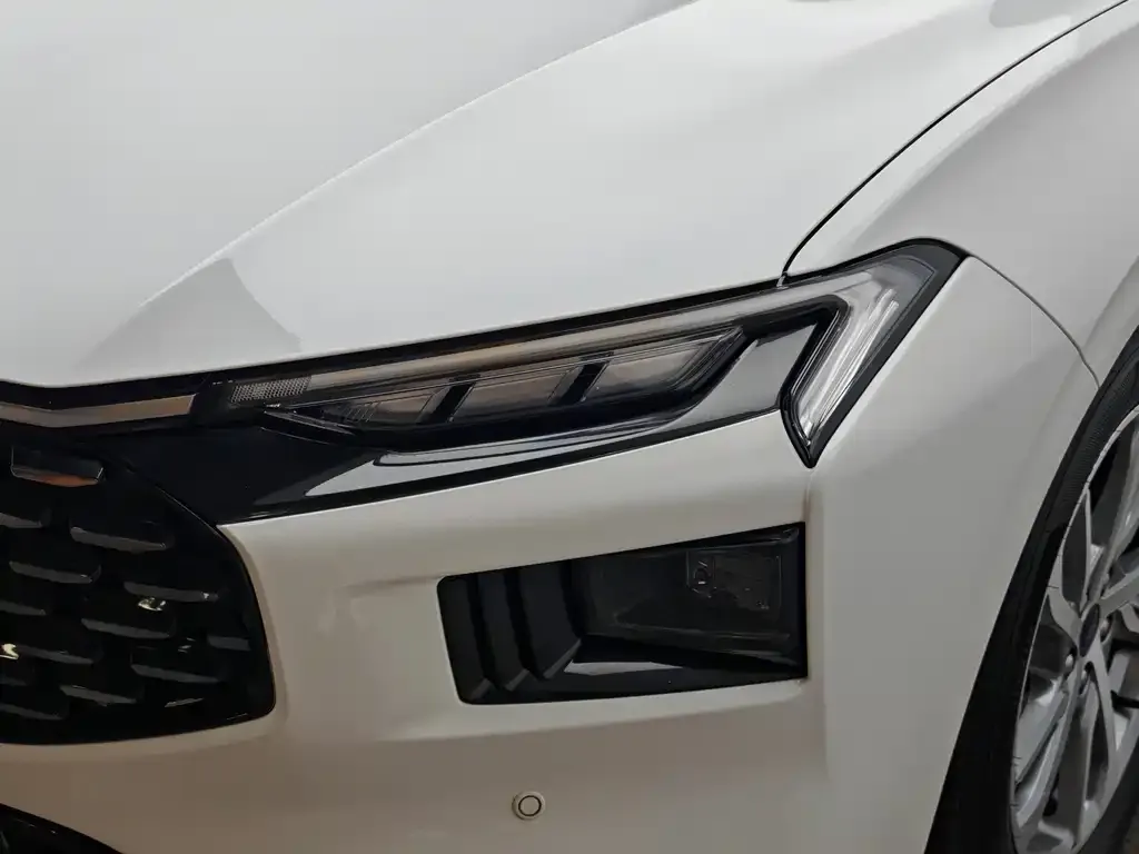Ford Mondeo 2023 из CN, фото 7