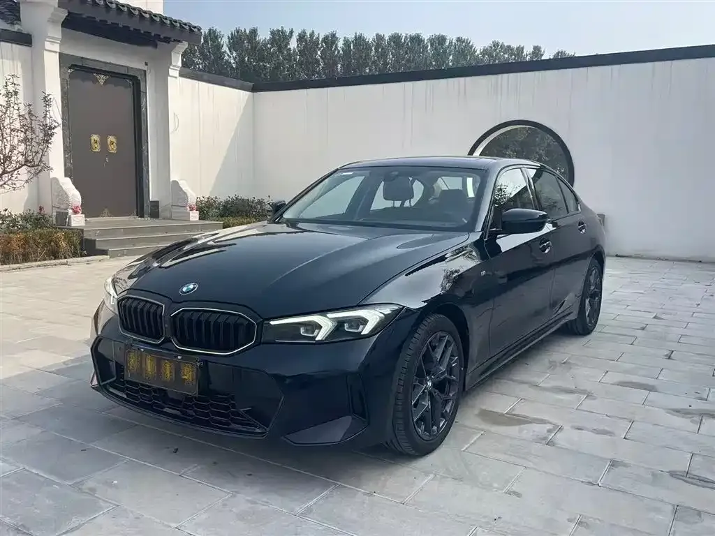 BMW 3 Series 2024 из CN, фото 1