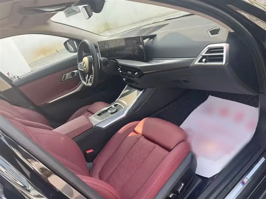 BMW 3 Series 2024 из CN, фото 10