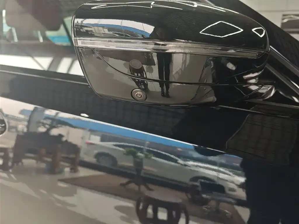 BMW 3 Series 2024 из CN, фото 7