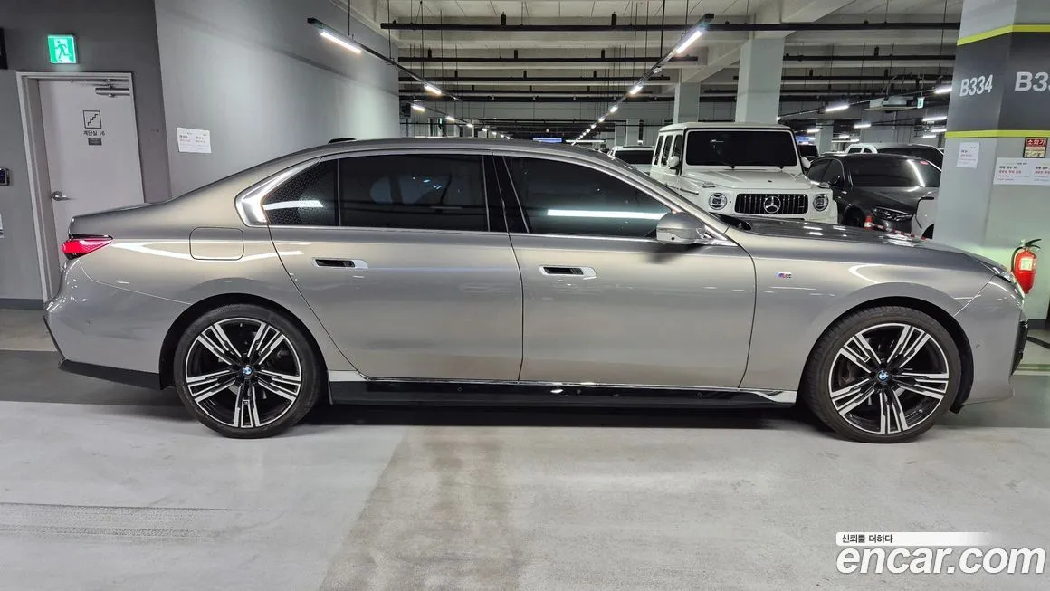 BMW i7 2024 из KR, фото 4