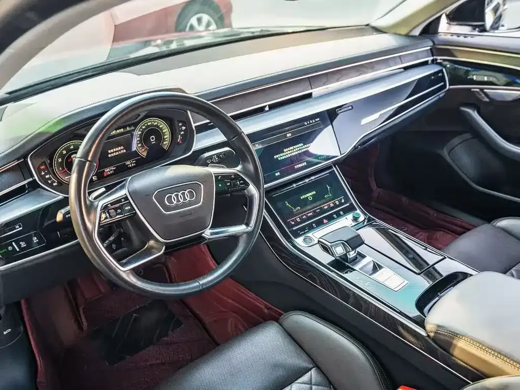 Audi A8 2022 из CN, фото 7